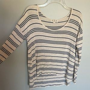 Long sleeve stripe shirt